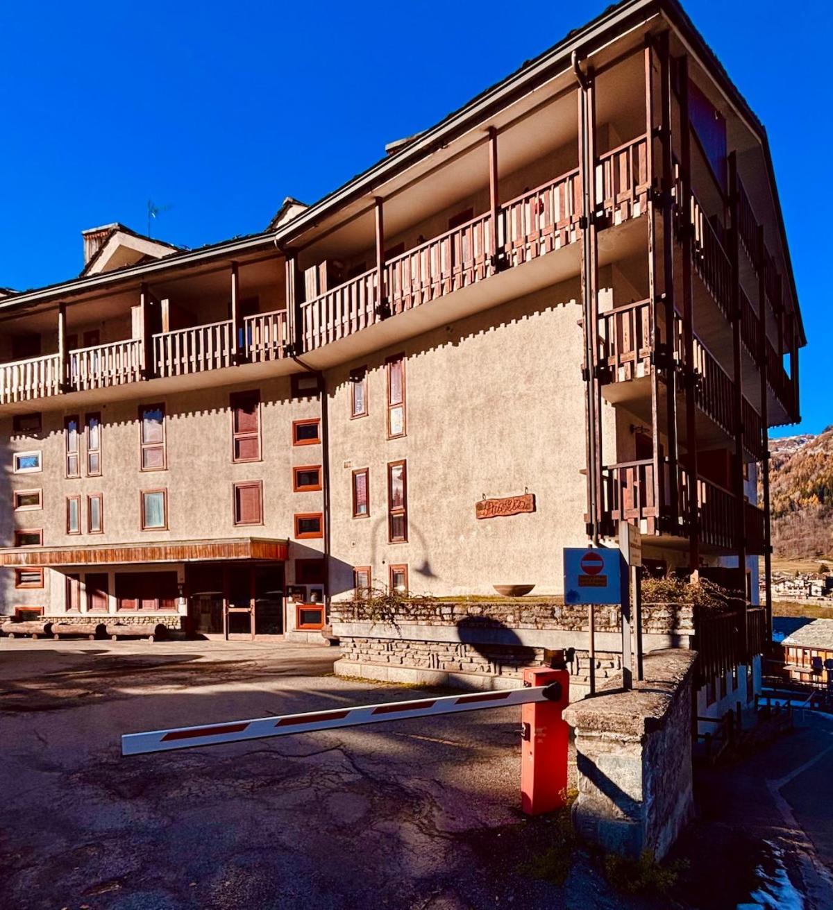 Апартаменты Caldo Rifugio Con Giardino In Pieno Centro Курмайор Экстерьер фото